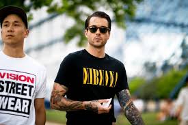 Mens graphic t shirts